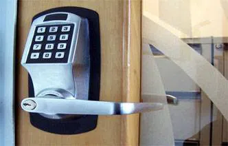 Denver Lock And Locksmith, Denver, CO 303-357-8320 Denver Lock And Locksmith, Denver, CO 303-357-8320 - commercial-content-right